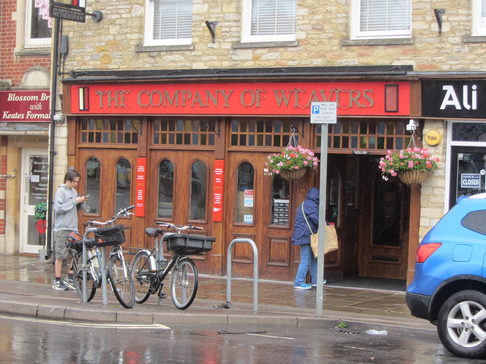 J D Wetherspoon in Whitton